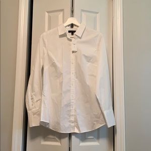 NWT! White Banana Republic Riley Shirt.